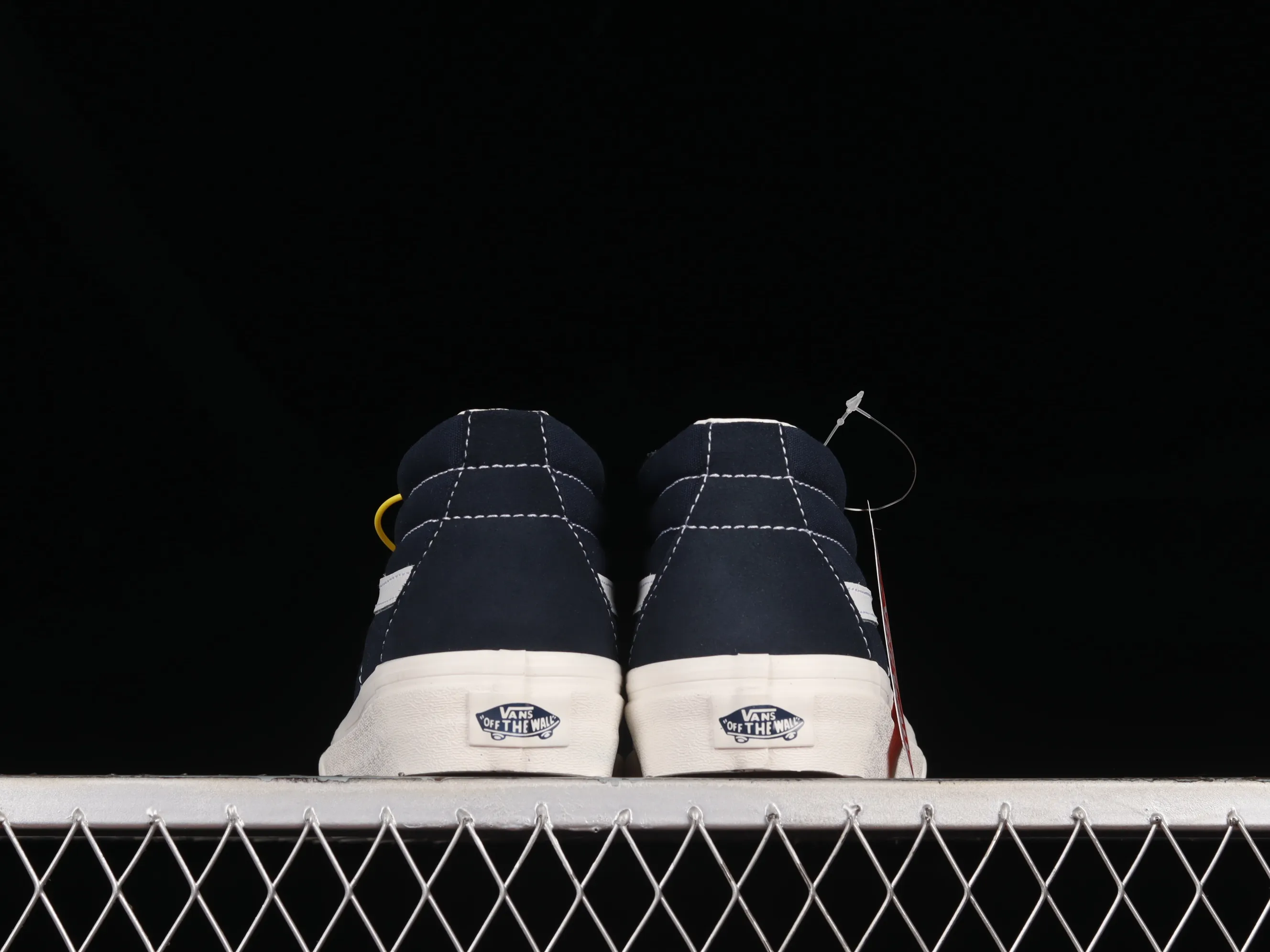 All categories Vans Vans series Vans Mid Vans China Vans Sk8-Mid Reissue Navy mid-top casual vulcanized canvas sneakers VN0A32QZ9G6
